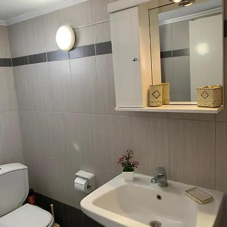 Rona Vista Suites Amazing Seaview 3 *